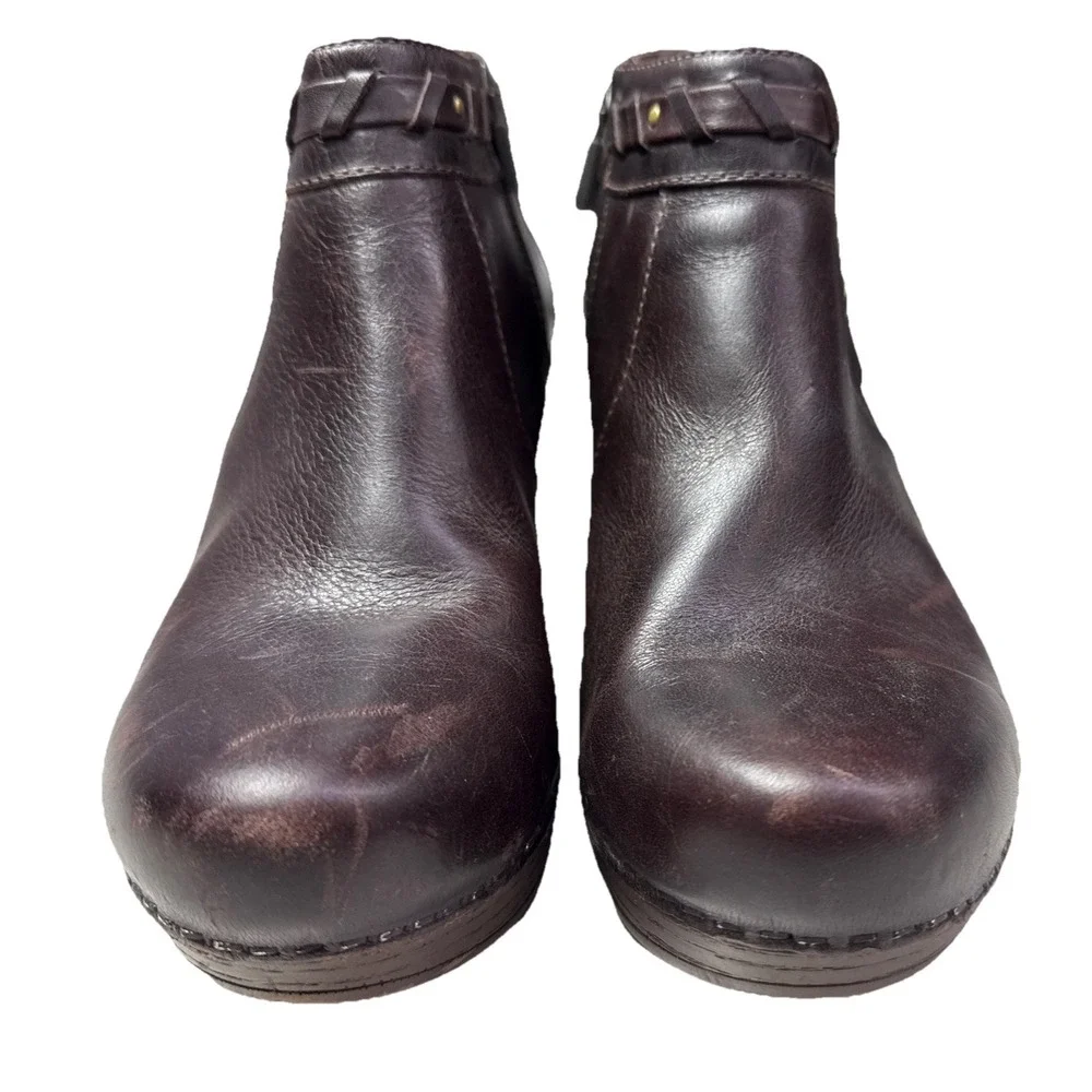 Dansko Brown Leather Dabney Ankle‎ Boots Sz 40 US 9 Heeled Tassel Side Zip 3g